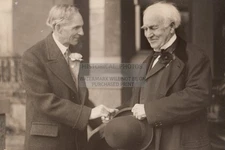HENRY FORD AND THOMAS EDISON SHAKING HANDS SEPIA 4X6 POSTCARD PHOTO