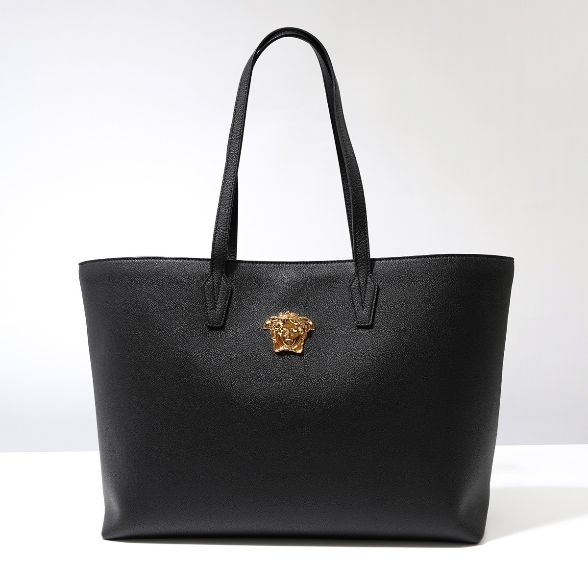 VERSACE Calf Leather Black Tote Bag Men's From Japan i16161