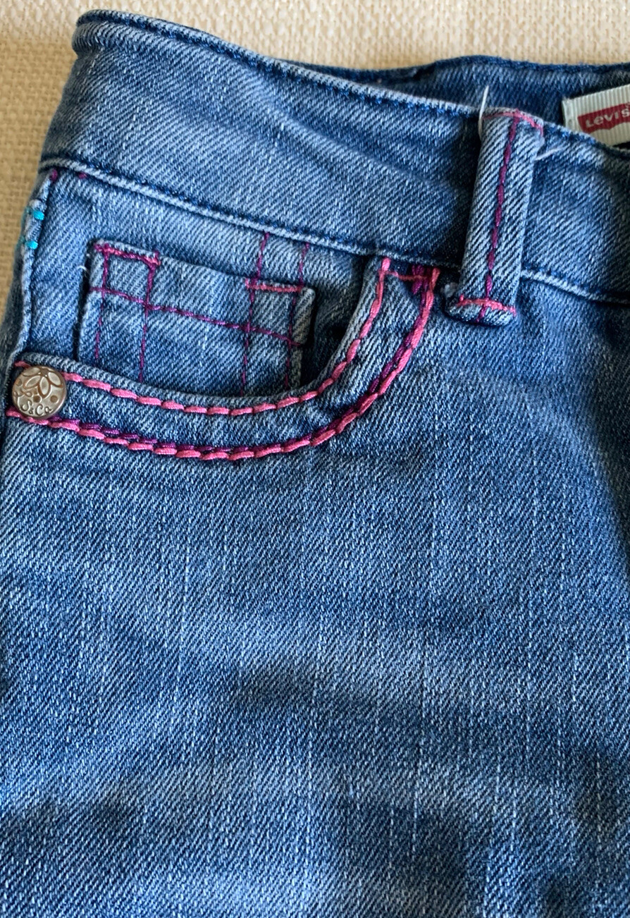 Picture 2 of 9