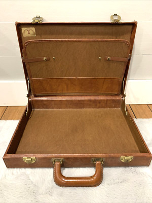 Vintage Leather Briefcase 18  Brown Tan Work Office by Howe Industries Inc 80 s