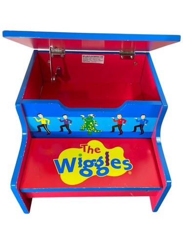 The WIGGLES Wooden Step Stool Storage Bin Child Kid Blue Big Red Car Vintage - Picture 3 of 16