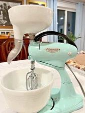 Antique Hamilton Beach Stand Mixer With Juicer & accessories & bowl-refurbished