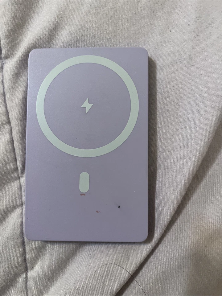 Banco de alimentación ultracompacto de 10.000 mAh IHome Foto 2 de 2