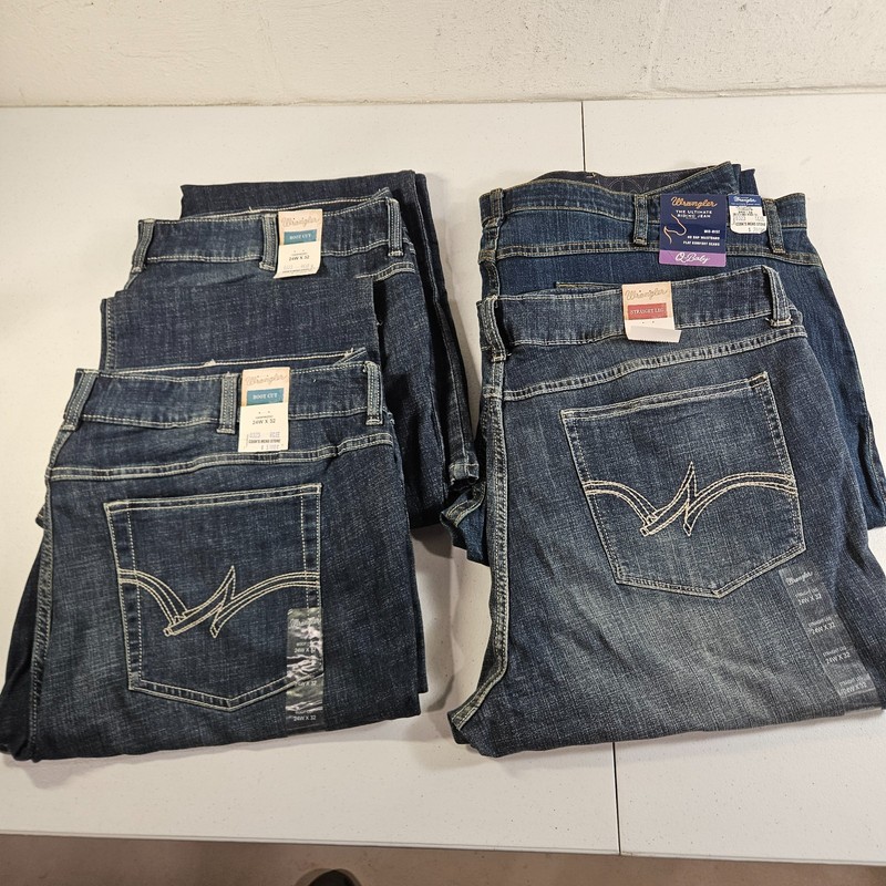 Wrangler Western Jeans Women’s 24x32 Dark Blue Denim Lot of 4