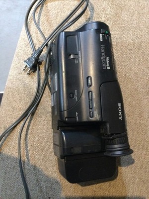 Sony CCD-TR82 Video8 Handycam Camcorder Video Camera Steady Shot Charger Battery