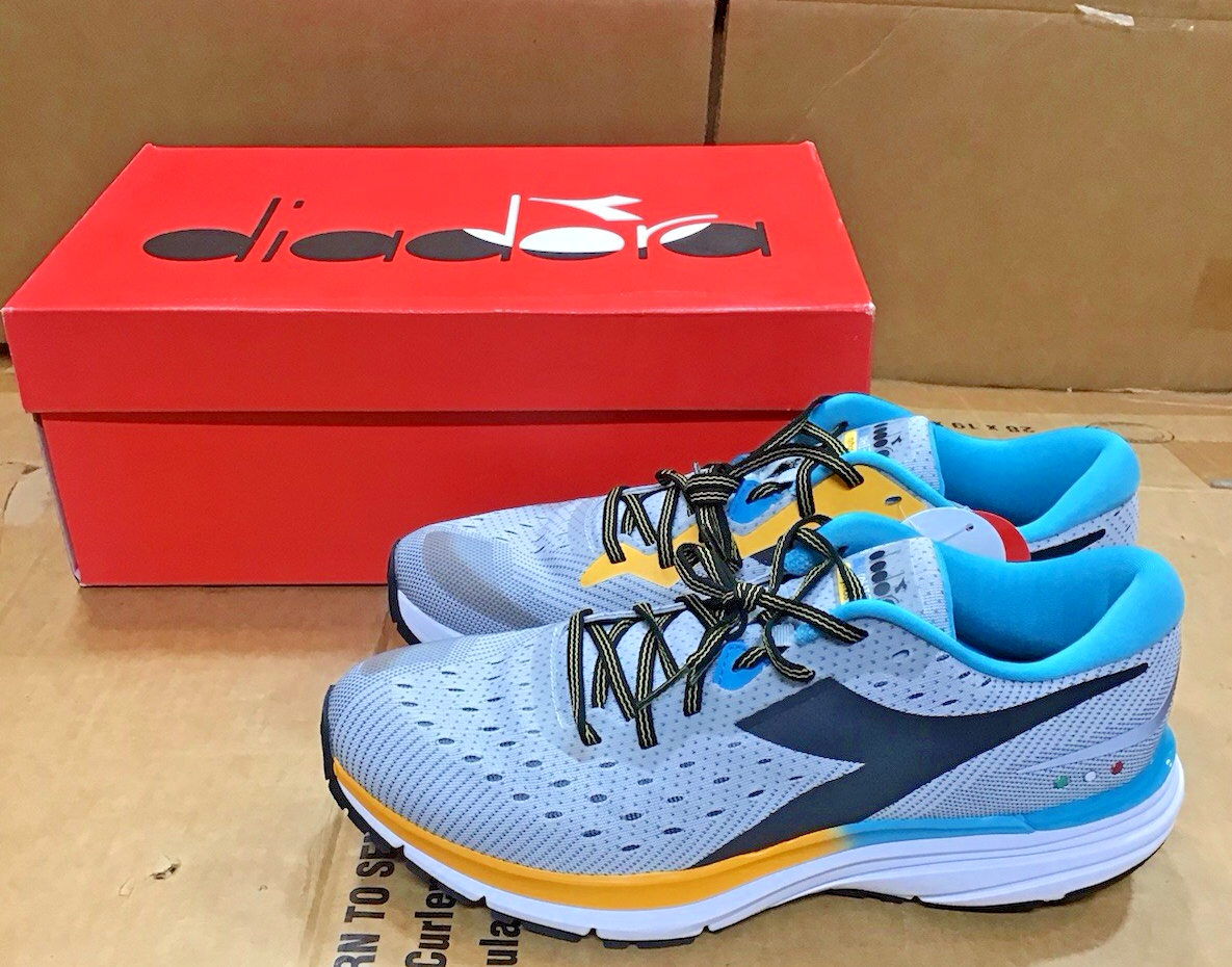 Diadora Mythos Blushield 6 Size 10 Mens Silver Saffron  display picture 3
