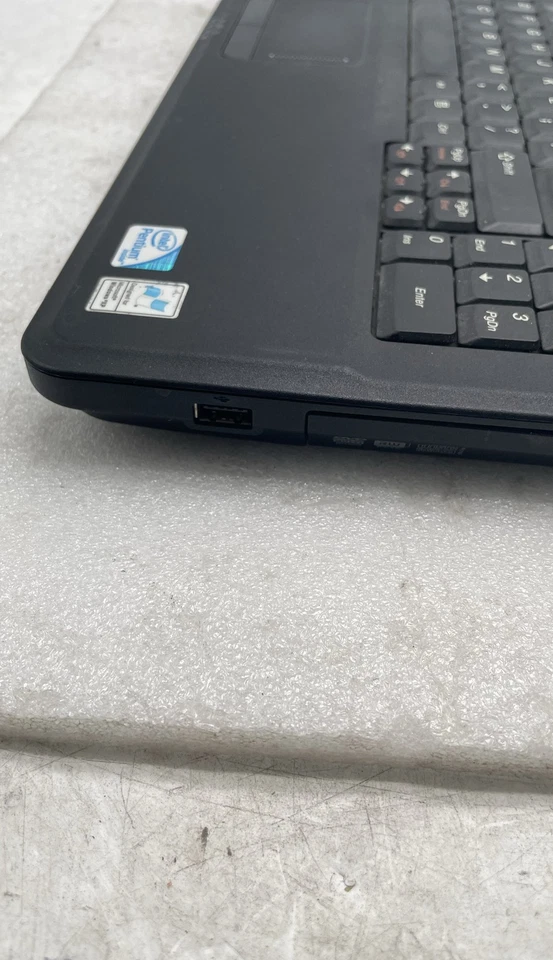 Portátil Lenovo G550 2958 15,6" Intel Pentium Windows sin disco duro Foto 3 de 4