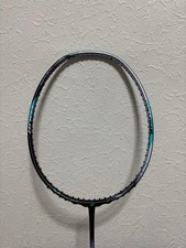 YONEX Astrox 88D Tour Poor Condition item, cracked, 4UG5