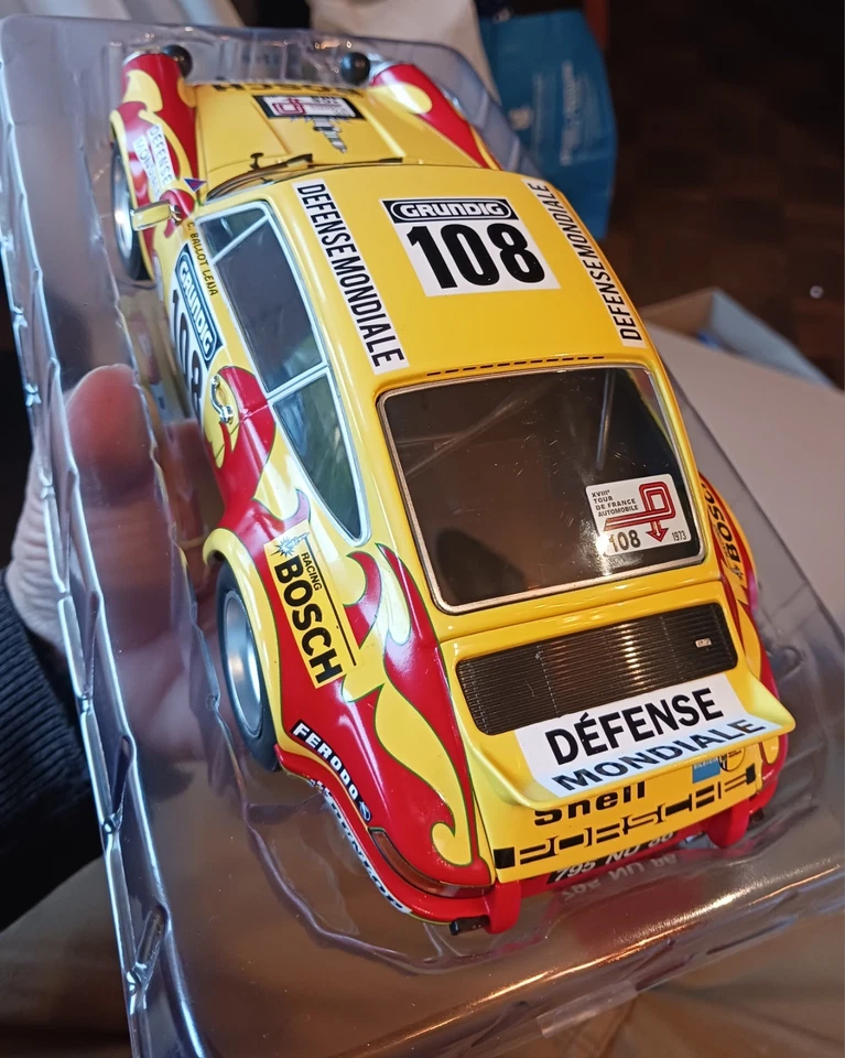Porsche 911 Carrera RSR 1973 1/18 avec fascicule Altaya - Photo 3/4
