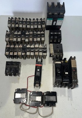 Lot of 41 Circuit Breakers assorted  Single Double 3 Pole 20 30 -100 Amp Lot 127