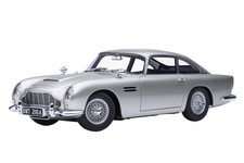 AUTOart 1/18 Aston Martin DB5 Goldfinger 007 James Bond Diecast 70296
