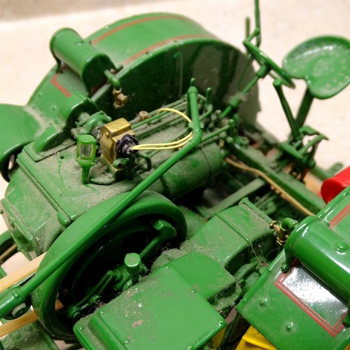 Tractor de queroseno John Deere Waterloo Boy 1914 vintage Ertl Precision escala 1:16 - Imagen 12 de 14