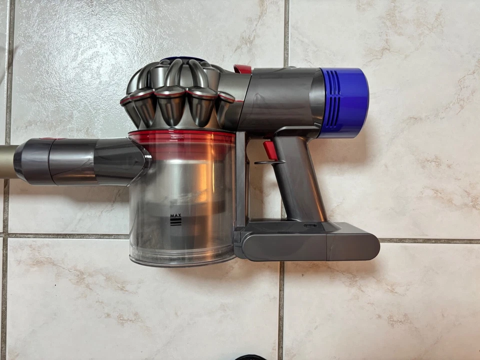 Dyson V8, Foto 2 von 5