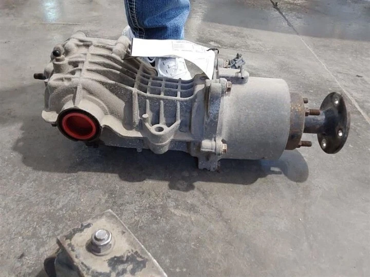 2016-2020 Nissan Pathfinder Rear Axle Differential Carrier Assembly AWD OEM Foto 4 de 4