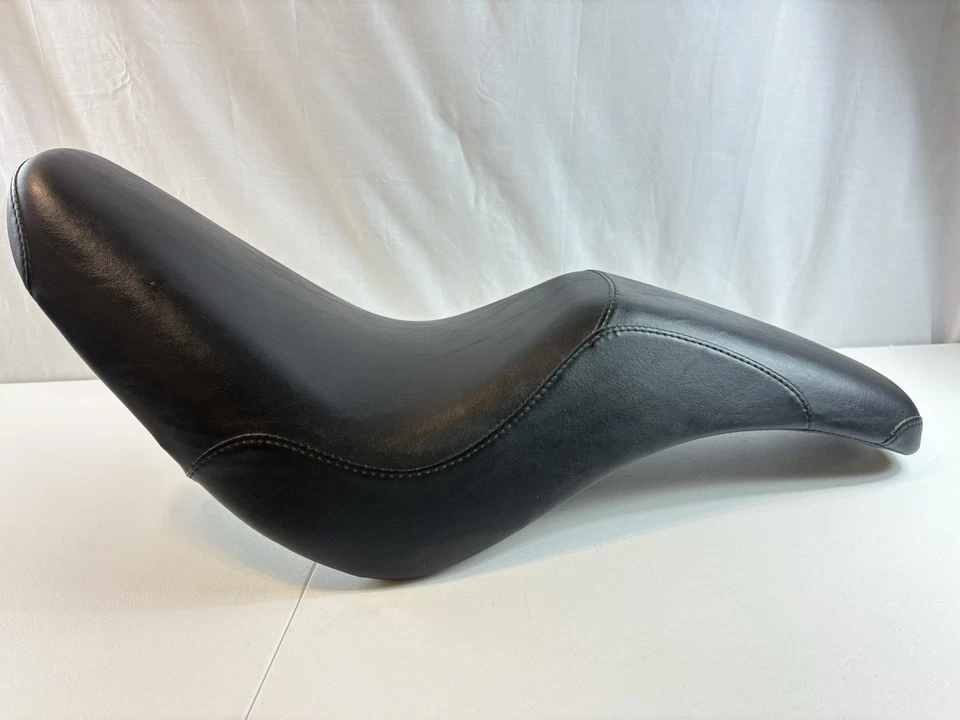 Подлинное сиденье Harley Davidson BADLANDER Softail Springer Night Fat Boy 2000-2006 - Изображение 2 из 4