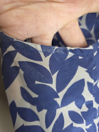 Banana Republic Silk Blouse Blue Womens Large Sleeveless Top Casual - Picture 6 of 7