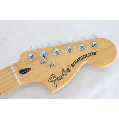 FENDER DELUXE STRATOCASTER Used Maple fingerboard Blue w/Gig case
