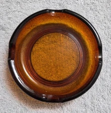 Vintage MCM Amber Heavy Glass 6" Cigar Ashtray, 4 Rests, Diamond Pattern Base