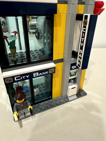 LEGO CITY: Bank & Money Transfer (3661) INCOMPLETE, Bank Build Only, See Pics 
