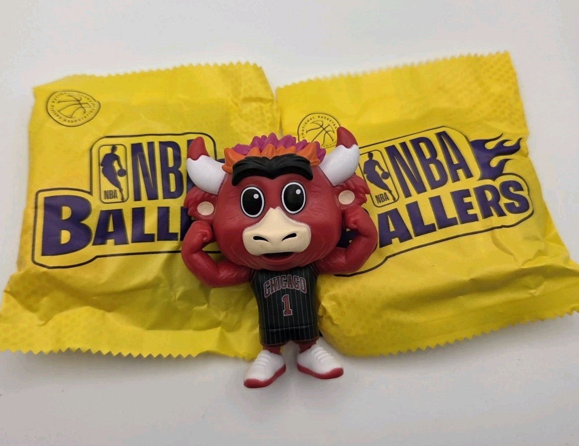 NBA Ballers 2 ラプター BENNY THE BULL (レア) ZURU NBA Ballers Series 2 Chicago Bulls BENNY THE BULL RARE