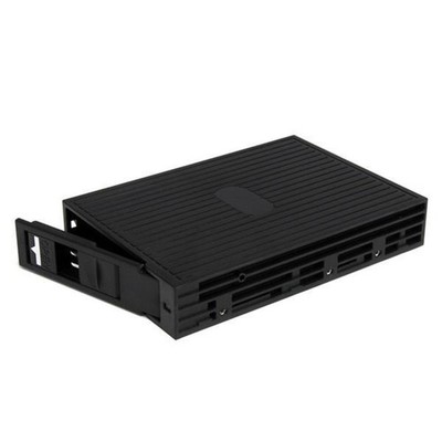 StarTech.com 2,5 Zoll SAS / SATA / SSD auf 3,5'' SATA Festplatten Konverter