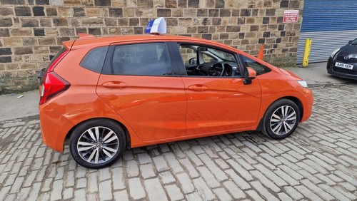 2017 HONDA JAZZ 1.3 - ONLY 18K MILEAGE - 1 OWNER FROM NEW - Picture 9 of 15