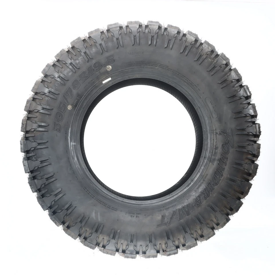 Fundadores LT 305/70R19.5 M/T 146/143K nuevos Foto 4 de 4