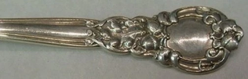 Cuchara de conservación de plata esterlina Royal Oak de Gorham 7 3/8" Foto 2 de 2