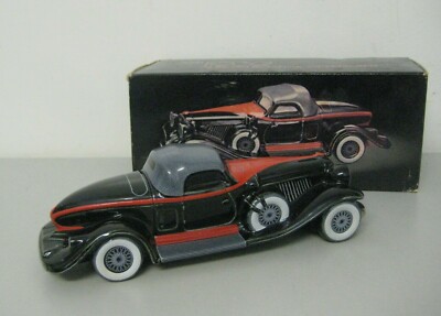 VALOR 525T アンティーク Avon 1932 Auburn Boattail Speedster Car Ceramic Car Hand Crafted