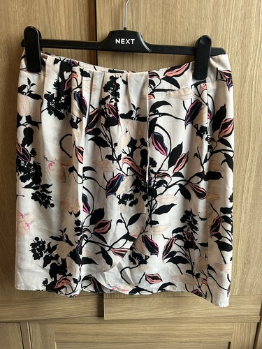 GONNA OASIS STILE FLOREALE AVVOLGENTE TAGLIA 10 in perfette condizioni