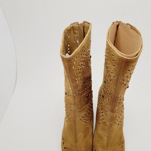 Enzo Angiolini Natural Suede Perforated Eagettup Ankle Boot Sz 5.5M - Picture 6 of 17