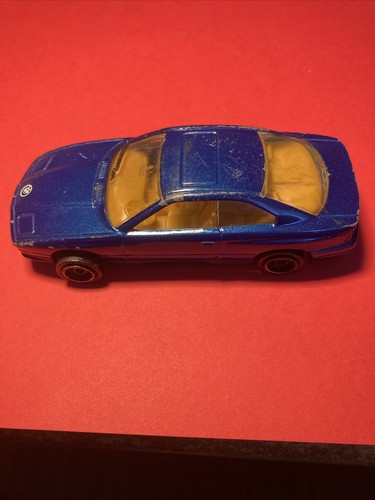 Corgi Toys Diecast - BMW 850i - Blue 1:43 Scale Car - Picture 3 of 10