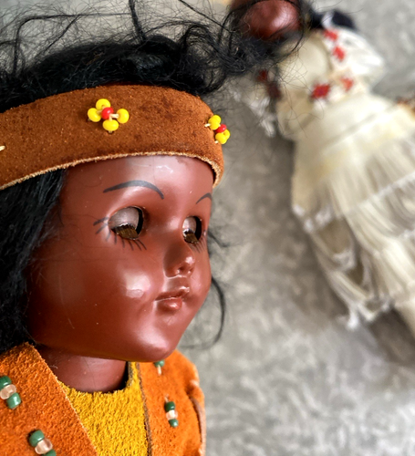 Vtg NATIVE AMERICAN INDIAN DOLL 2x Lot w/ Suede Dress 11" tall Sleep eyes - Picture 4 of 10