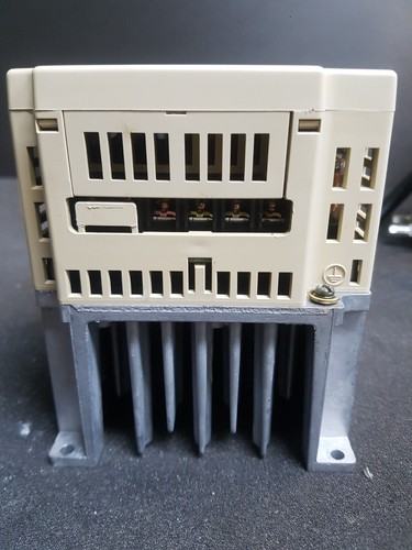 YASKAWA VS MINI J7 SERIES INVERTER, CIMR-J7AA21P5 - Picture 4 of 6