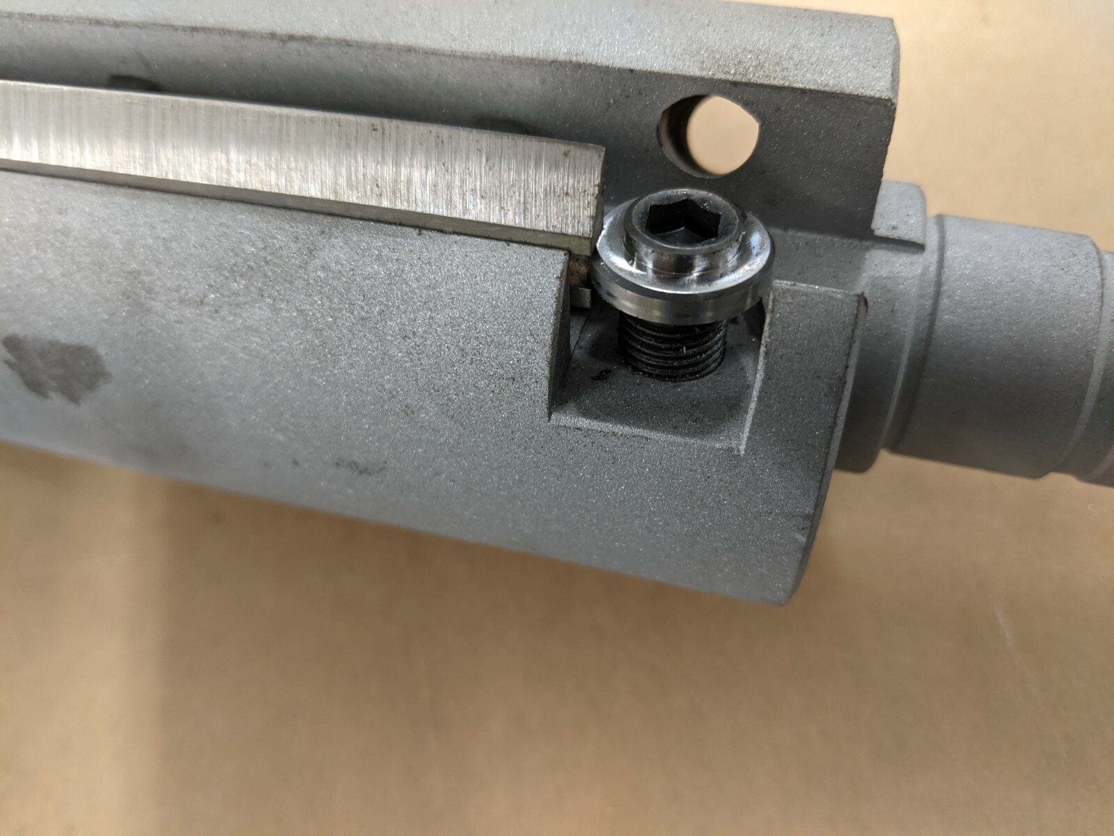 JACK SCREWS FOR ADJUSTING THE KNIVES ON A VINTAGE DELTA 13" PLANER eBay