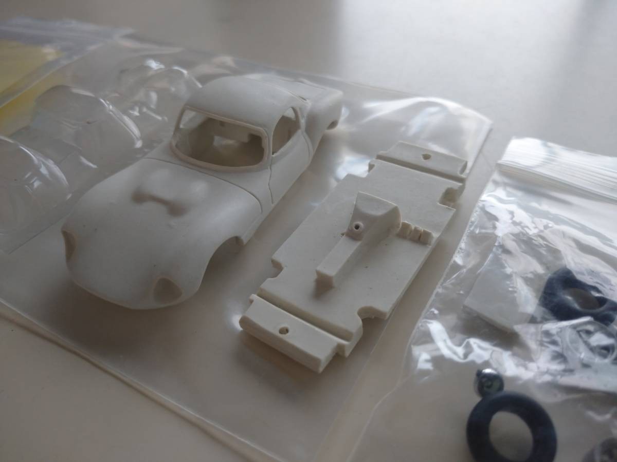 Valuable Ginetta G4 Garage Kit 1/43 Coupe Lotus Europa Caterham Super Seven