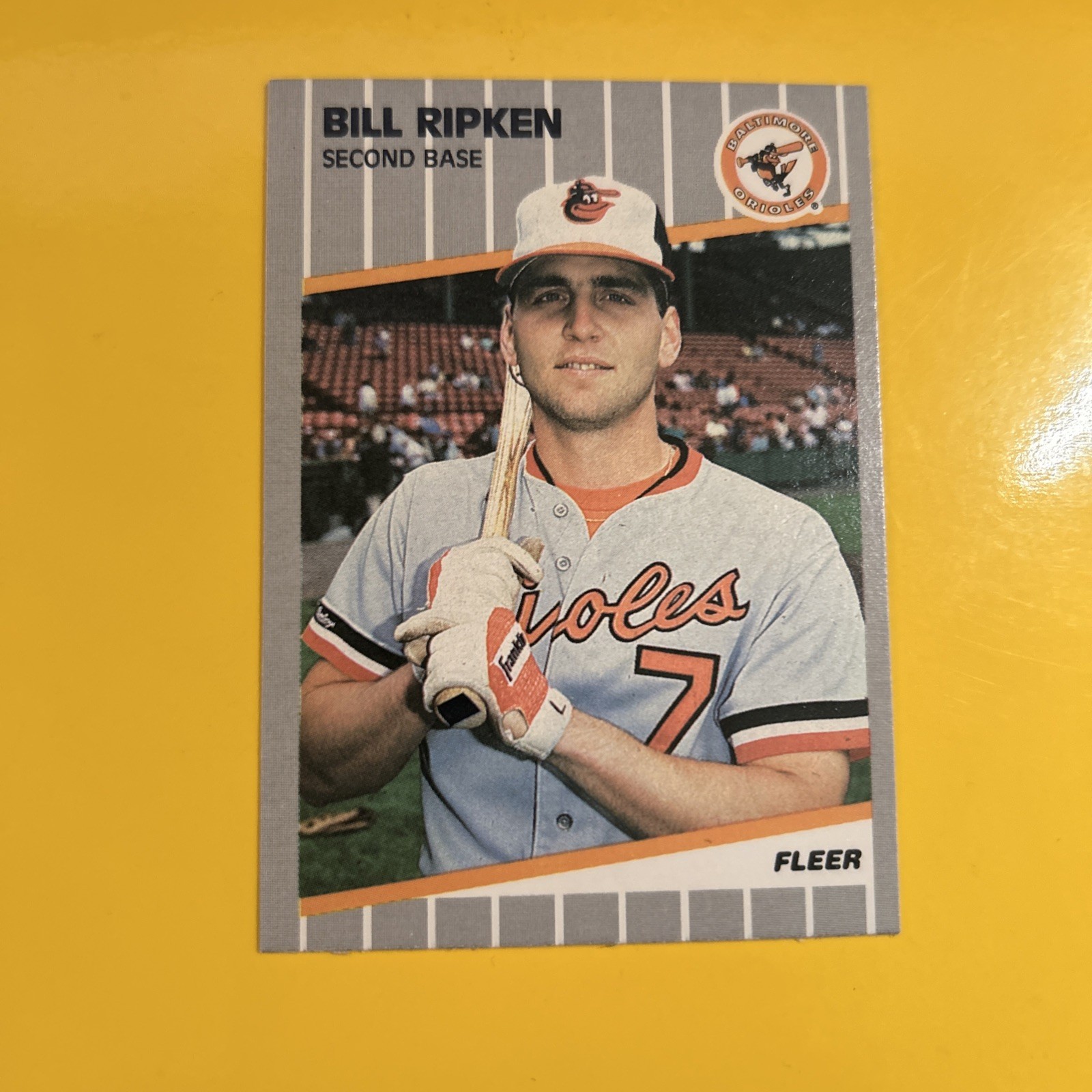 🐶 1989 FLEER #616 - BILLY RIPKEN - BLACK BOX
