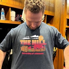 University Of Arkansas Sunset Graphic Tee Mens Vintage T-Shirt College Gift