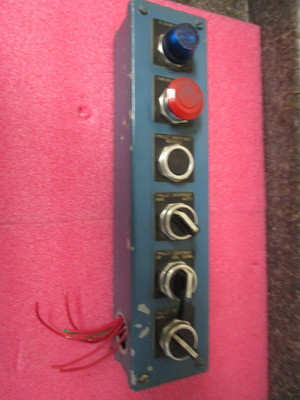 HOFFMAN E-6PBVL Push Button Industrial Control Panel 6 switch Allen Bradey 800T
