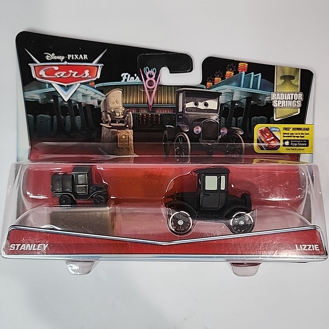 2015 Disney Pixar Cars MOC Stanley Statue & Lizzie Pack Radiator