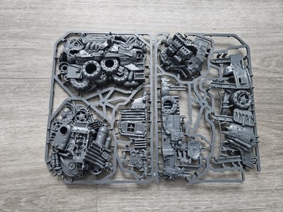 Warhammer 40k: ORK SCRAPYARD Terrain (on sprue, from Kill Team: Octarius)