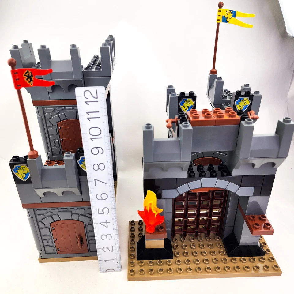 LEGO Duplo 4777 Knights Castle 2004 Incomplete Missing some pieces - Image 3 of 4