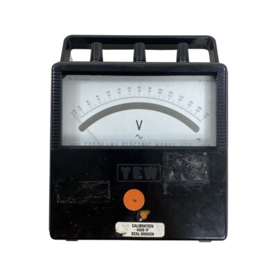 VINTAGE - Yokogawa YEW Type 2013. Portable AC Voltmeter Class 0.5