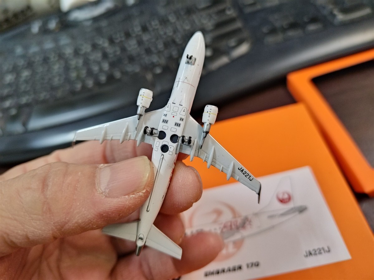 1:400 JAL GROUP J-Air ERJ-170 JA221J JC Wings | eBay