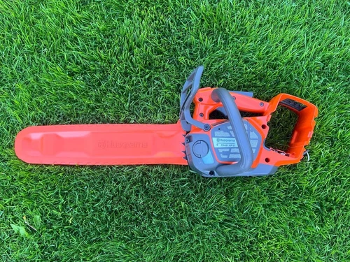 Husqvarna Akku Motorsäge / Kettensäge / T542i XP G