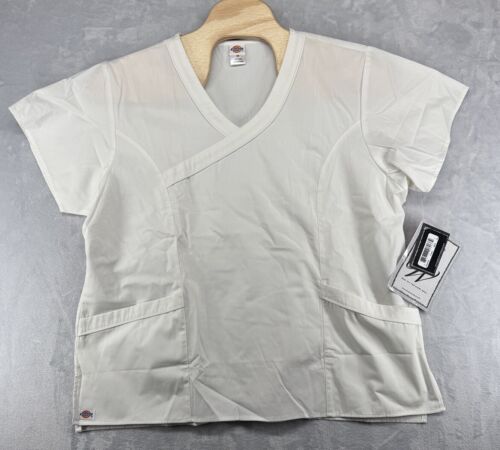 Dickies Medical Nurse Uniform V Neck Mid Fit White Women’s Size 2XL NWT