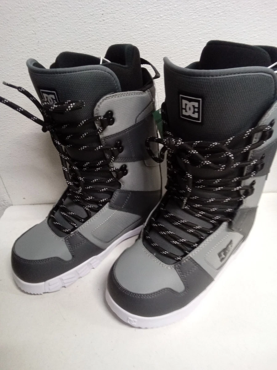 2x4 Boots