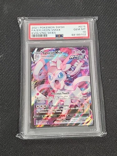 Sylveon VMAX 075/203 SWSH07: Evolving Skies Holo PSA 10