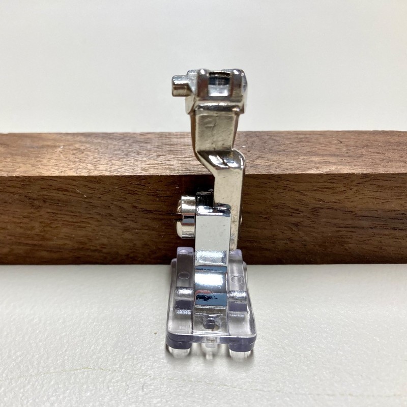 Invisible Zipper Foot. Fits Bernina Artista 180. Used. Great Condition
