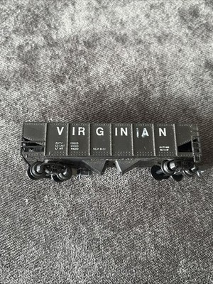 Arnold Virginian 2 Bay Open Hopper N Scale Train
